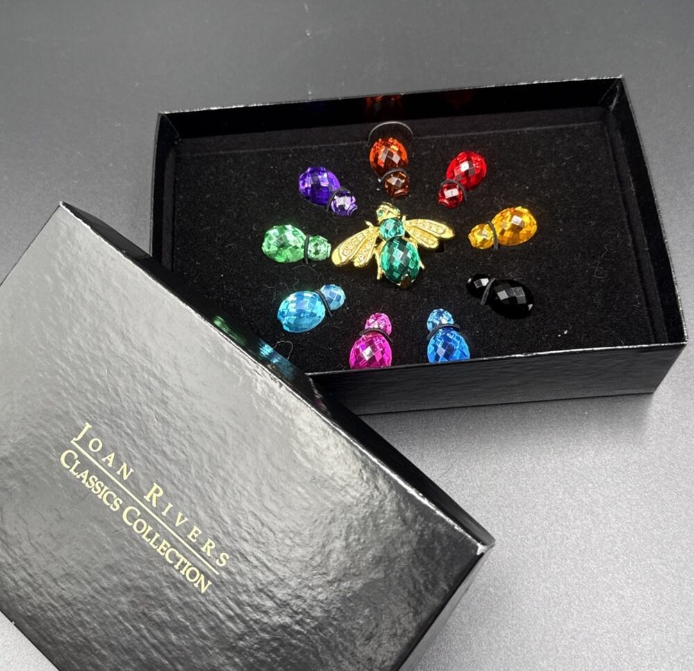 Vtg Joan Rivers Classic Collection Bee Brooch With 10 Interchangeable Bodies